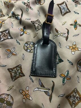 Louis Vuitton Black Leather Travel Luggage Tag with Gold-Tone Buckle